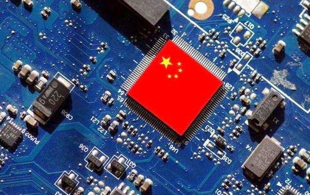 比芯片封锁更可怕，美芯片专家多数是华人，国内半导体开始觉醒