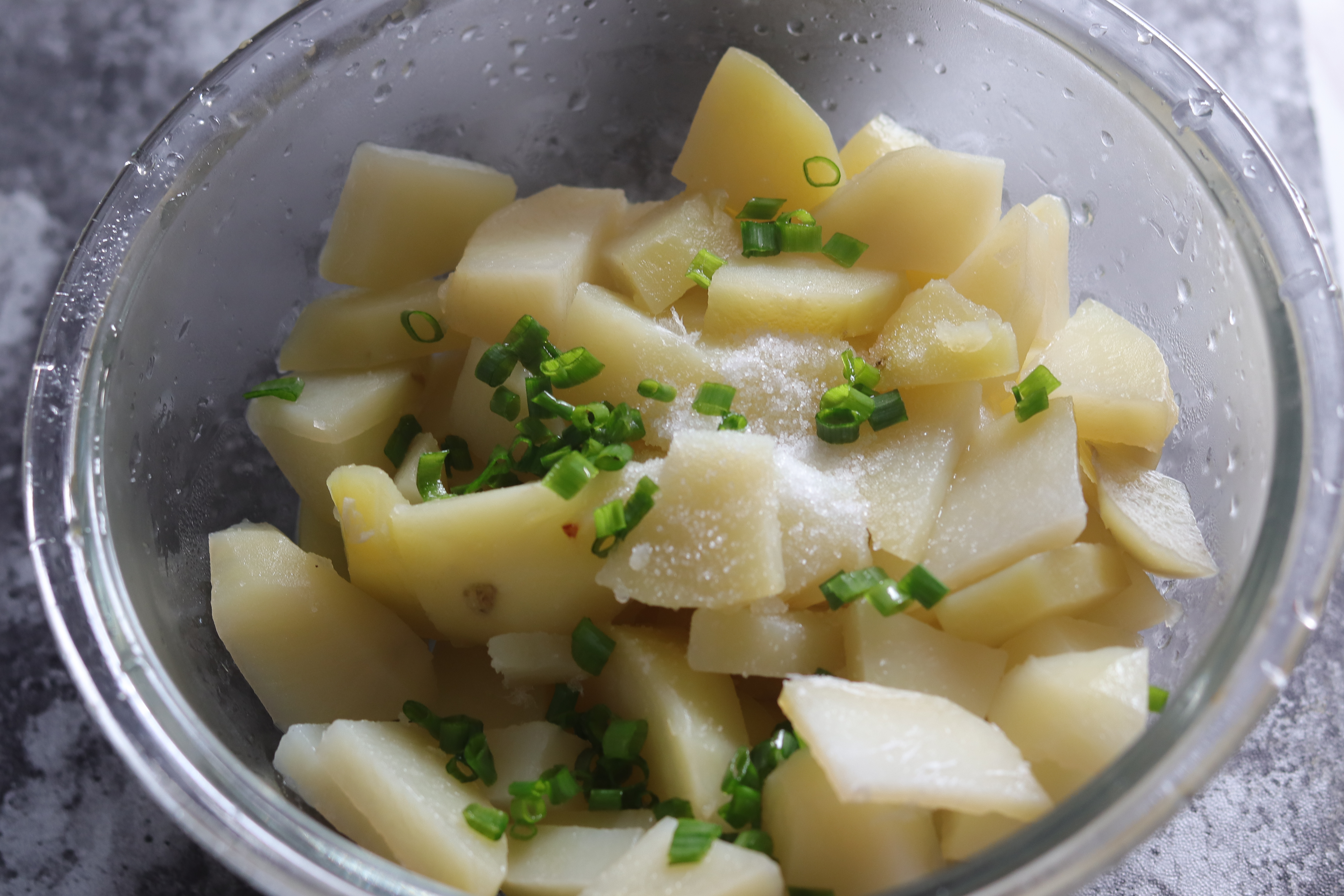 自从我把土豆做成了“火山”，家里小孩就再也不挑食了，太好吃了