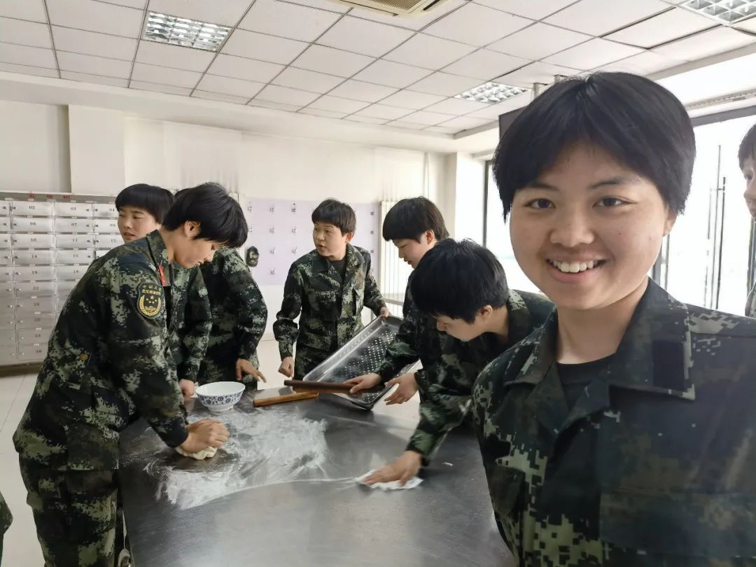 ӥչ衪侯<a href=http://www.cngansu.cn/news/ target=_blank class=infotextkey></a>ܶѵŮ๤Ӱ