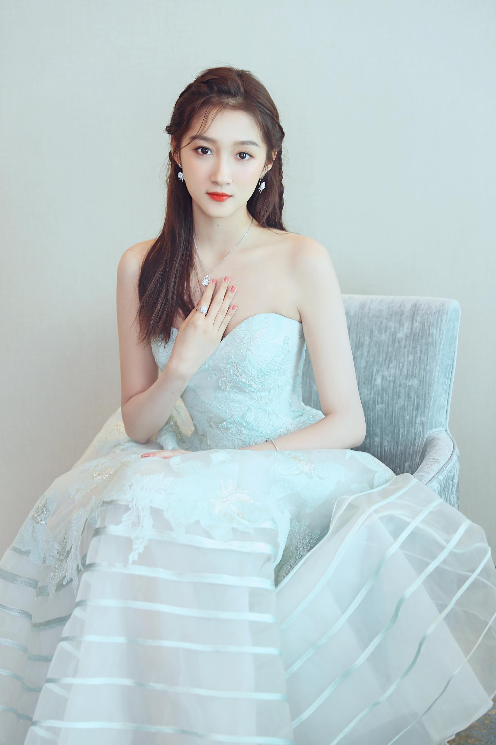 “宝藏女孩”关晓彤，红昭愿燃爆全场！背后有着你所不知道的坚持