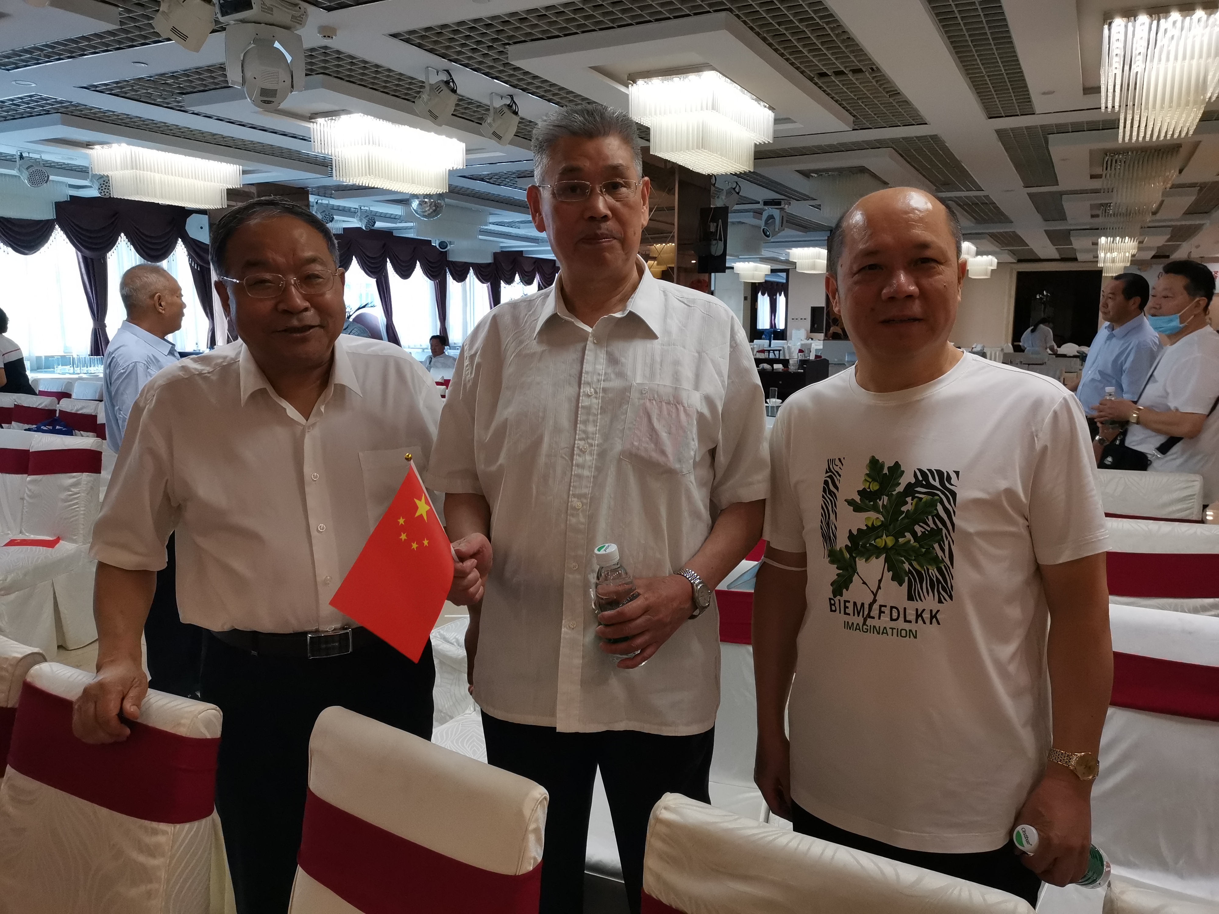 原鐵道兵五師、六師在蓉部分戰(zhàn)友慶“八一”聯(lián)誼會場面好感人