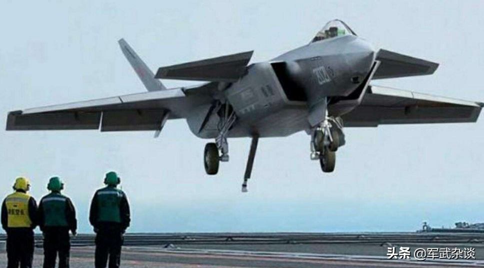 中国的“隐身飞鲨”，第5代隐身舰载机，中国海