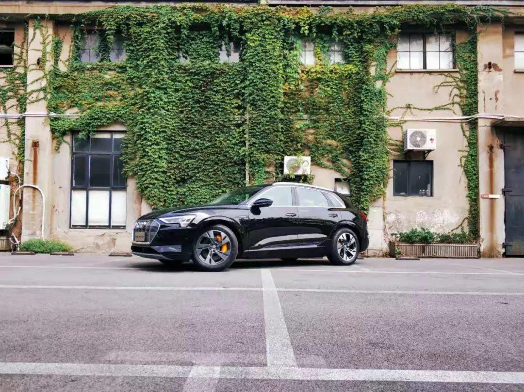 还是只有Model X？豪华纯电SUV更好地选择来了