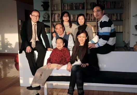 俞敏洪：我被妈妈逼着参加三次高考，终于走进