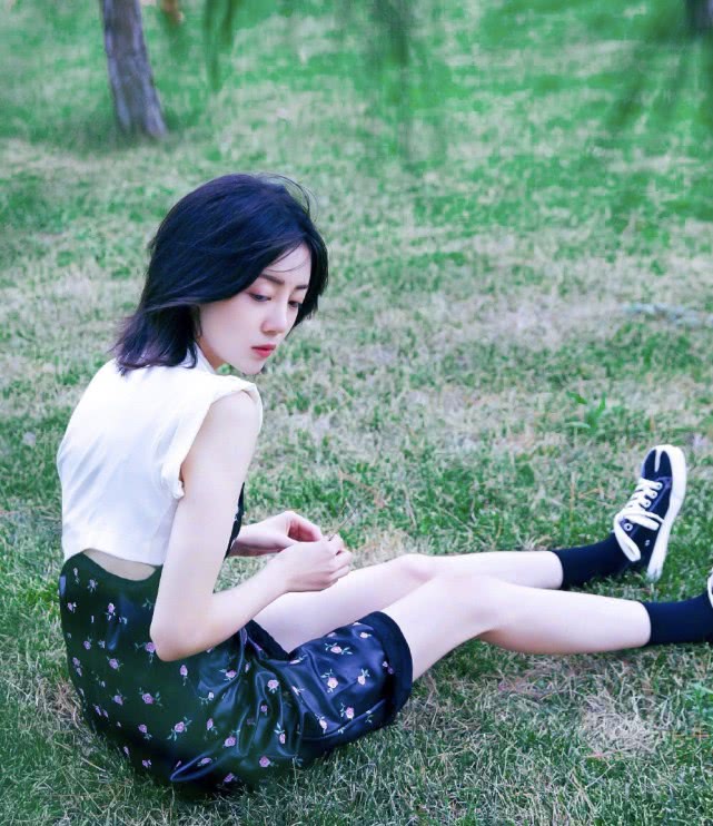 明星为了上镜有多拼：Lisa腰围52，李溪芮大腿围只有37