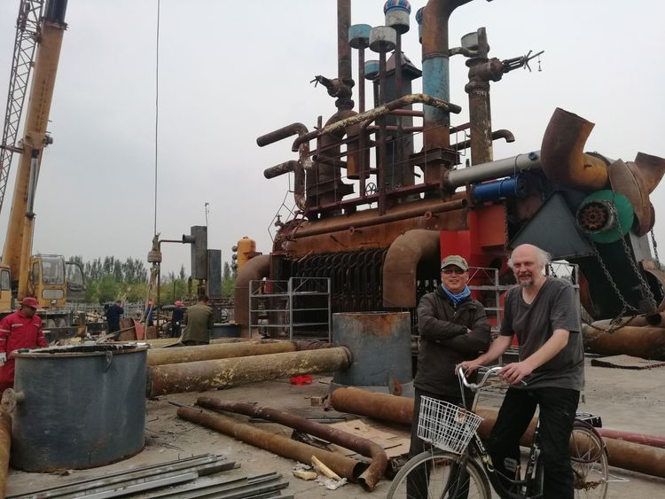 中国著名雕塑家邱天老师告诉您：钢铁装置雕塑是怎么做成的！（三）