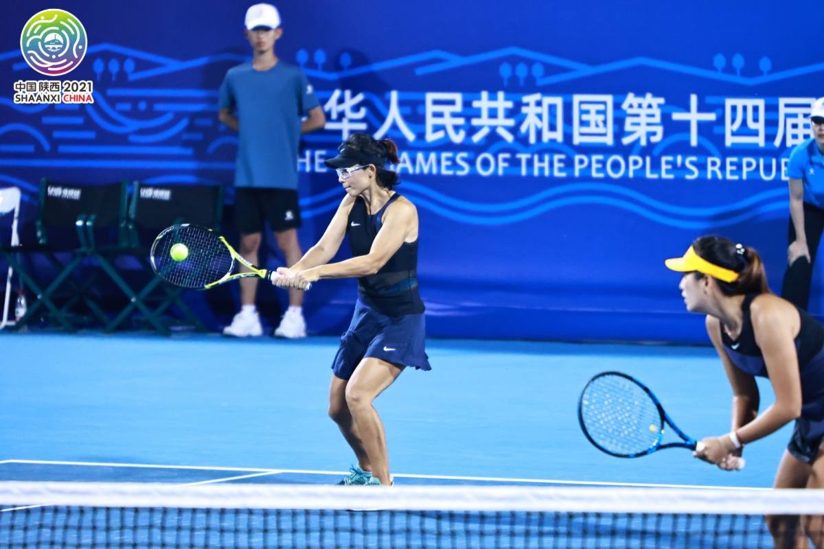 徐一璠（天津）/ 杨钊煊（北京）斩获十四运会网球女子双打冠军