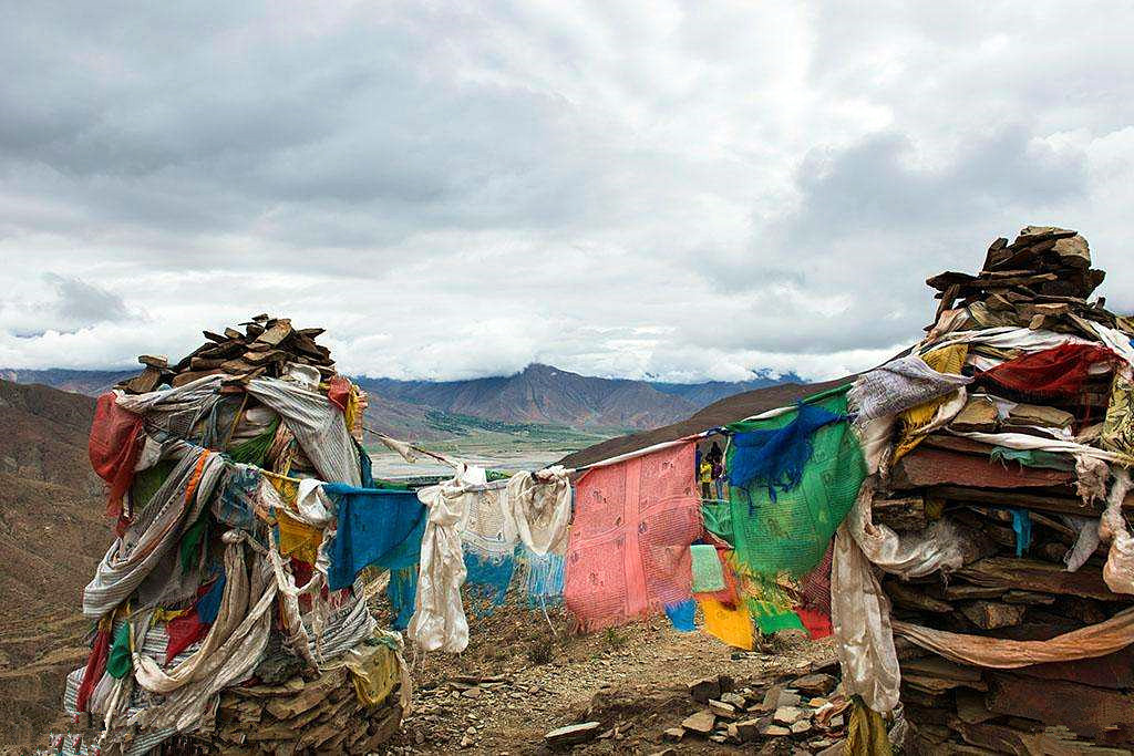 西藏玛尼堆背后美丽的传说 保佑行人一路平安