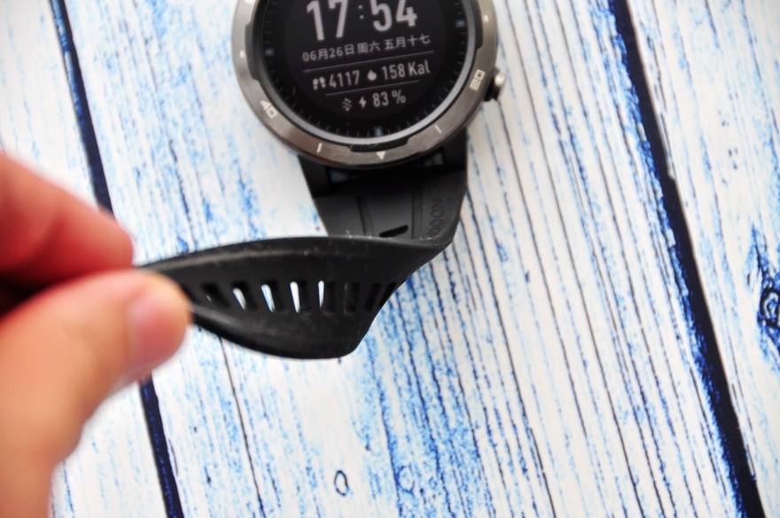 城市户外终极选择，咕咚智能运动手表X3-RE