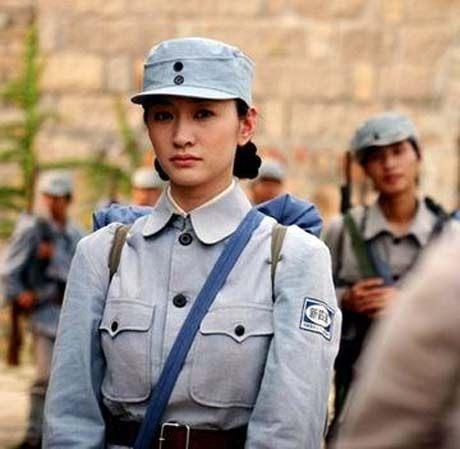 此中将只有一只眼，顶尖悍将才可与他搭档，还