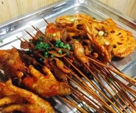 摆地摊卖什么是一年四季都可以卖并且生意有保障的？