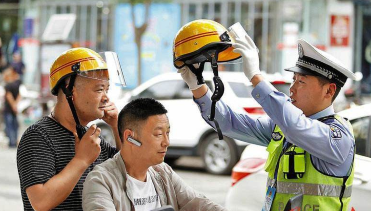 為什么要禁摩？禁摩對不對？禁摩的初衷是什么？到底該怎么做？