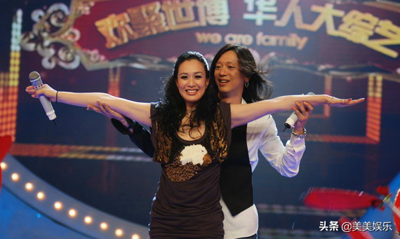 “人鱼公主”钟丽缇的坎坷感情：三婚两离，50岁仍为老公拼四胎