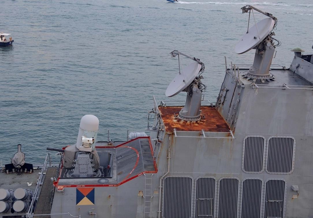 美軍艦穿越台灣海峽，我軍戰區發話了