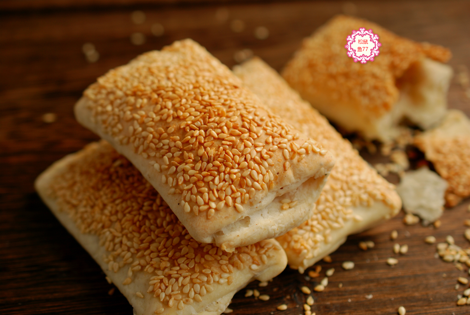 一捏就碎，一碰就掉渣兒，一吃倍儿香的油酥小燒餅，做法超簡單