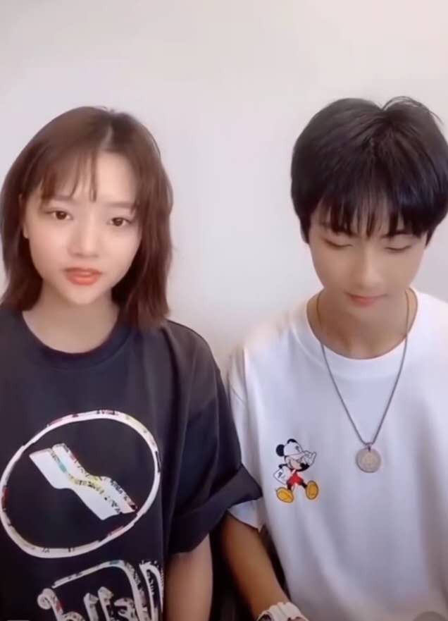 怀吉人设崩塌？边程直播狂怼任敏被批没教养，