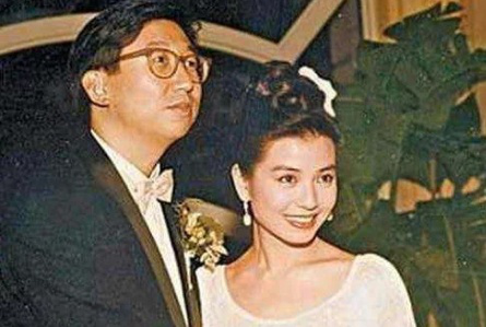 香港美人钟楚红引热议：奚梦瑶醒醒，这才是&ldquo;嫁恋爱不嫁朱门&rdquo;!