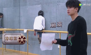 郑爽要弃养两个孩子，前男友们曾忍辱负重的发言，张恒好样的