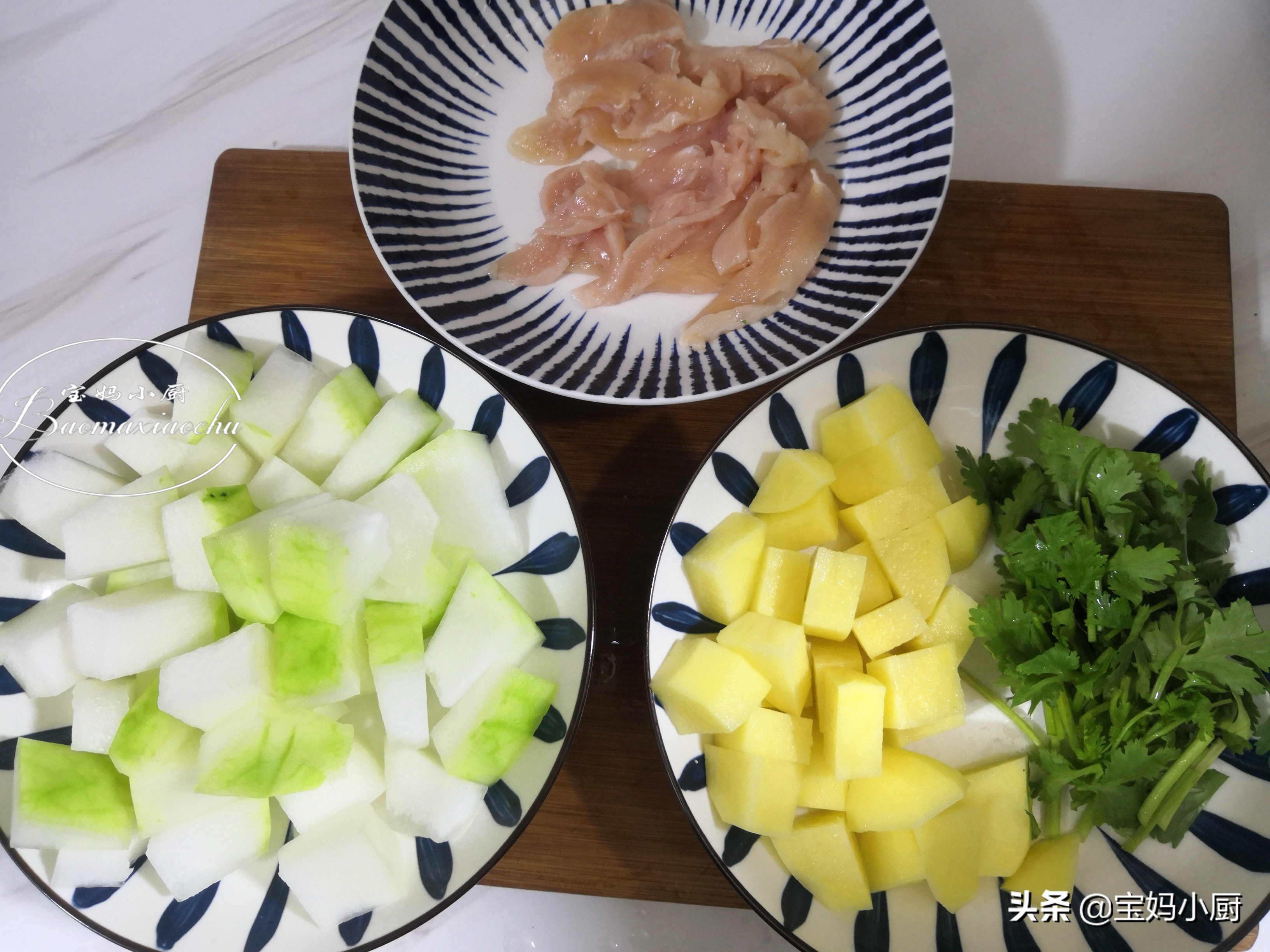 夏季减肥要喝的汤，有肉有菜高蛋白，营养多热量低，好吃助减肉