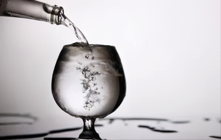 白酒知識｜白酒中的老酒與年份酒有什么區(qū)別？