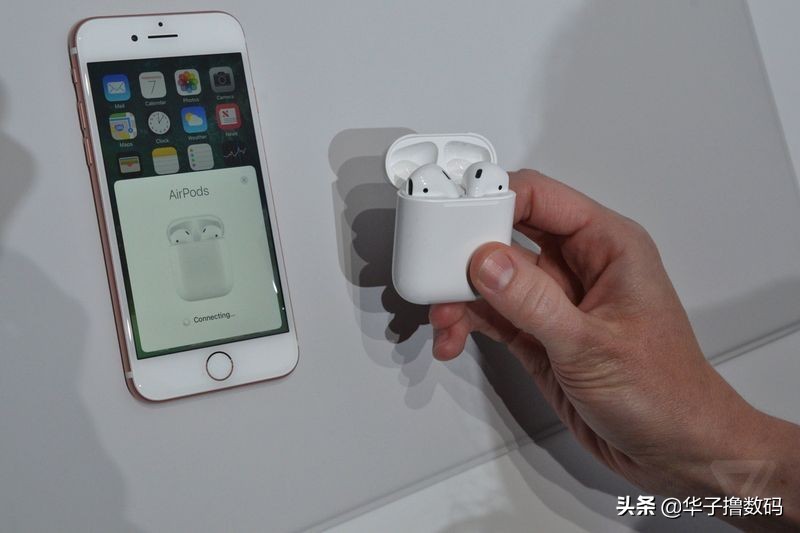 苹果发布 AirPods 2、AirPods Pro 固定件升级