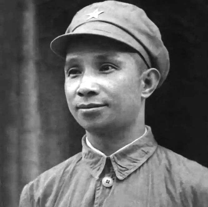 �ֱ��������Ԯ��ԭ��ë��ϯ�Լ������������ʯ��û�˴�ù���