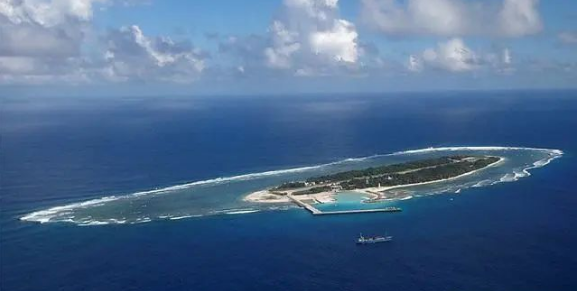 特别报道！菲律宾增兵中业岛，与中国舰船发生