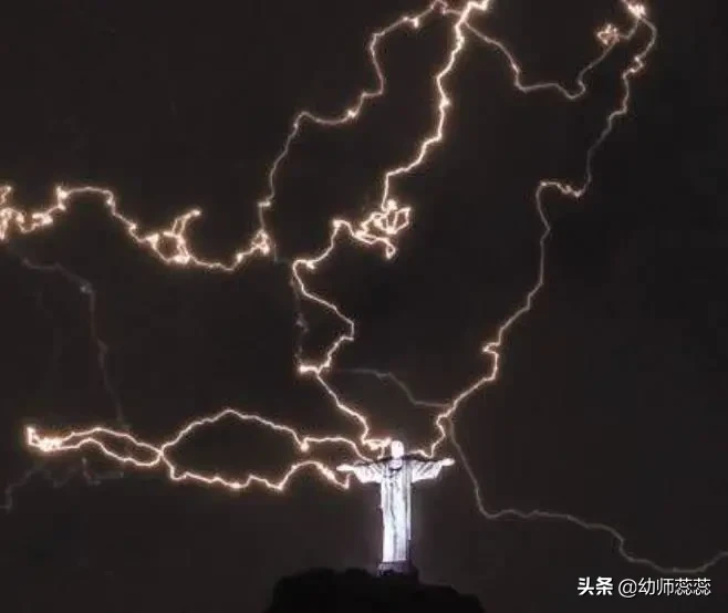巴西最“倒霉”的雕像，每年都会遭雷劈，现却成当地热门景点