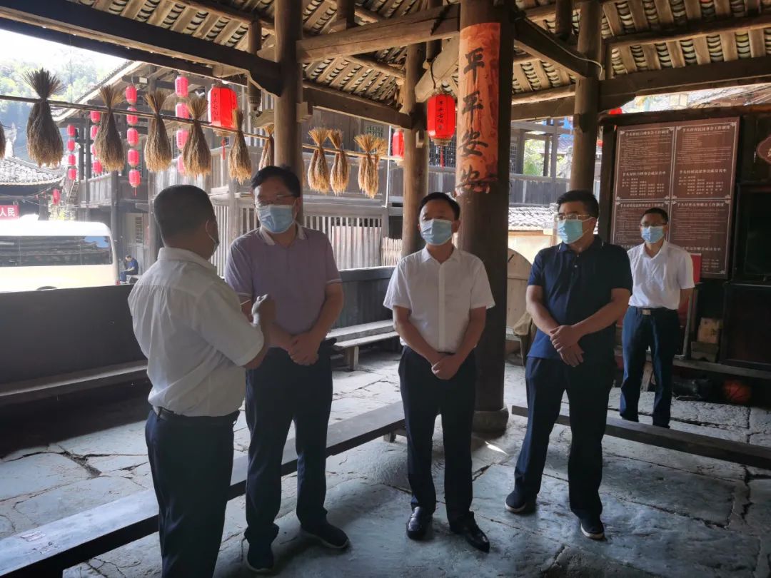 刘志良深入通道、会同开展“两条例”执法检查