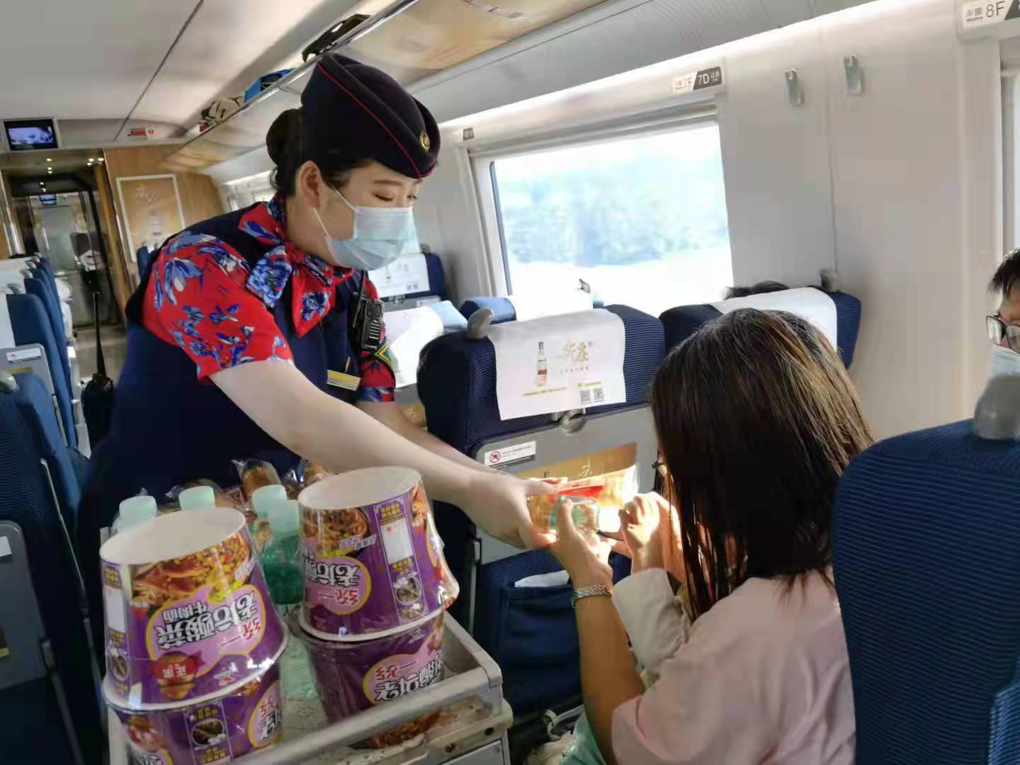 郑州高铁三队：奋战在客运一线的团员青年