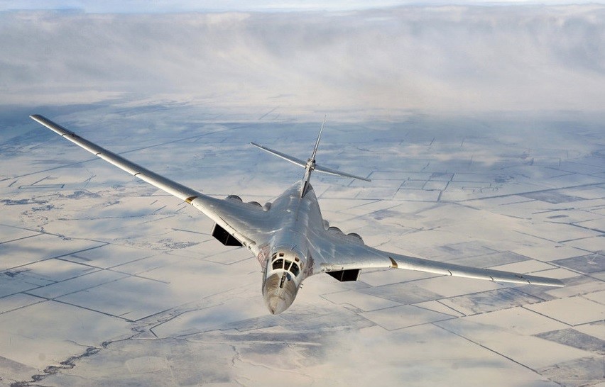 换新发动机的图160首飞！羡慕？不，中国造轰20已经万事俱备