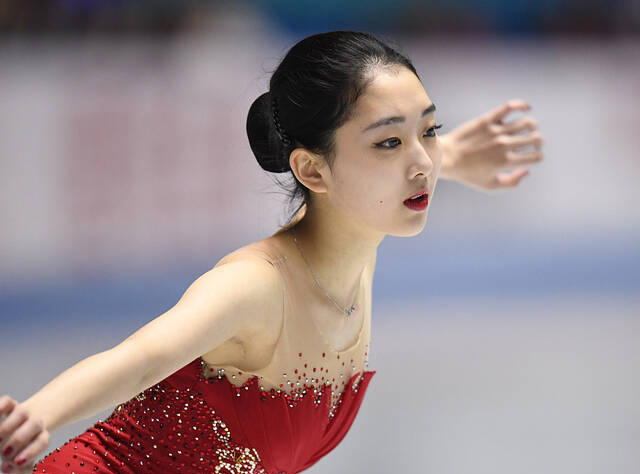 中国花样滑冰女神李子君：颜值与实力并存，为何22岁选择退役？