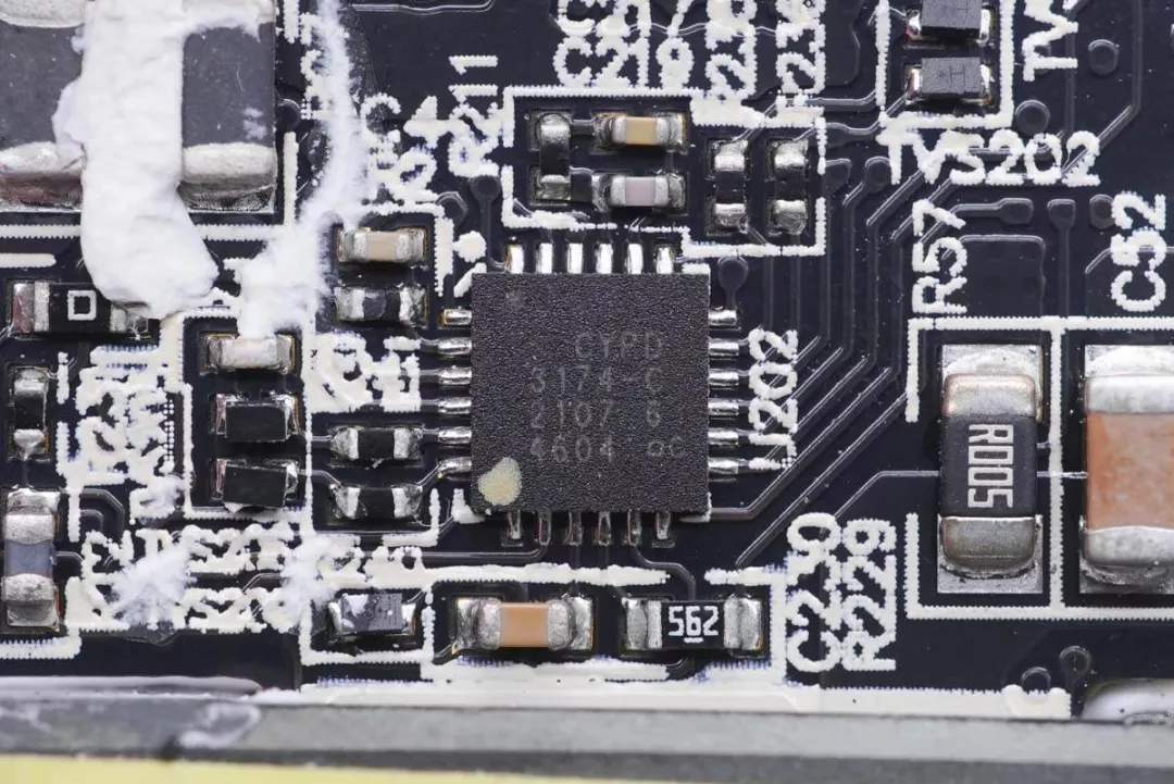 小米AD65G、AD652G、MDY-12-EQ三款氮化镓快充区别在哪?-充电头网