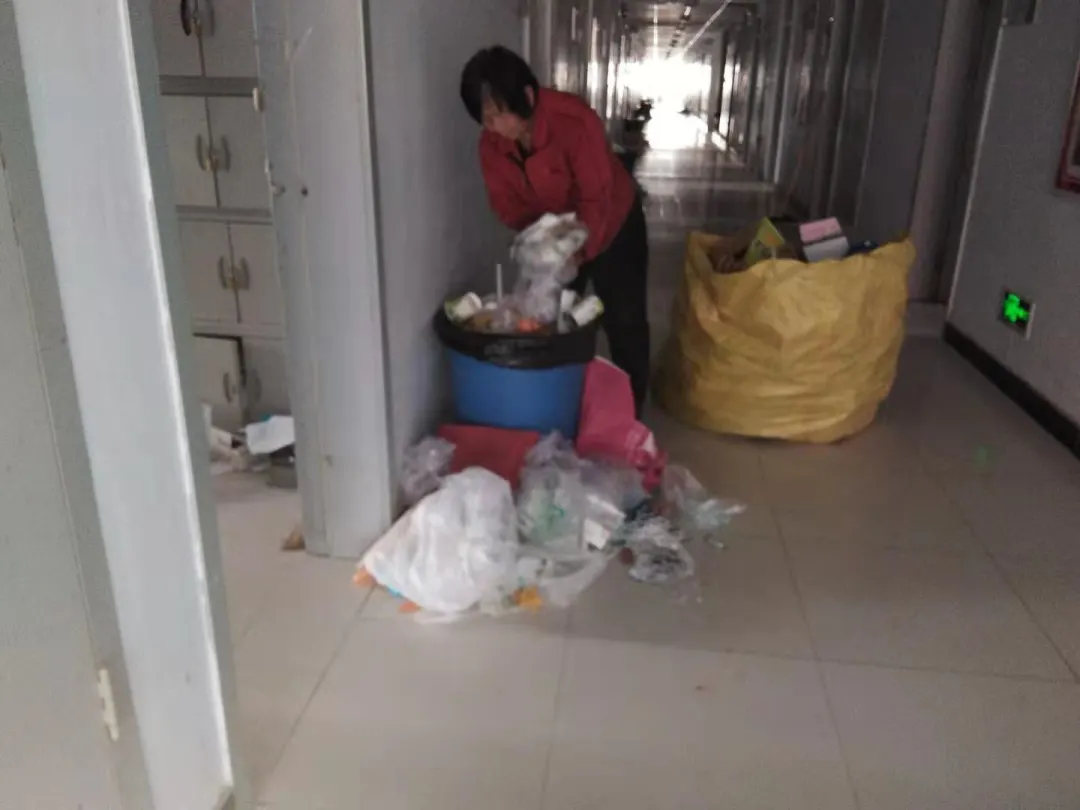「泰华生活服务」泰华物业为莘莘学子保驾护航,为梦想加油 「泰华生活服务」泰华物业为莘莘学子保驾护航,为梦想加油