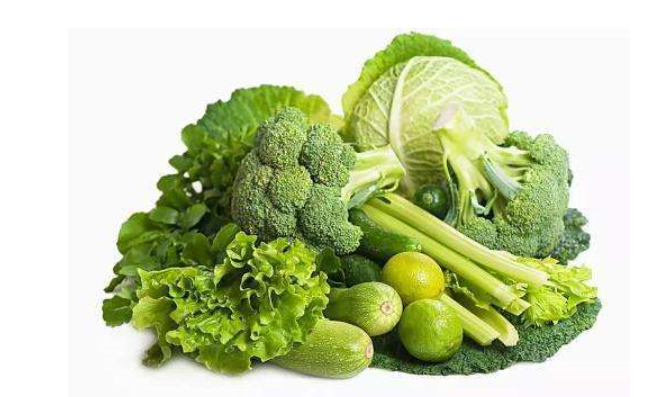 有种“暴风式”成长叫森碟，一不留神身高就很惊人，妈妈饮食有功