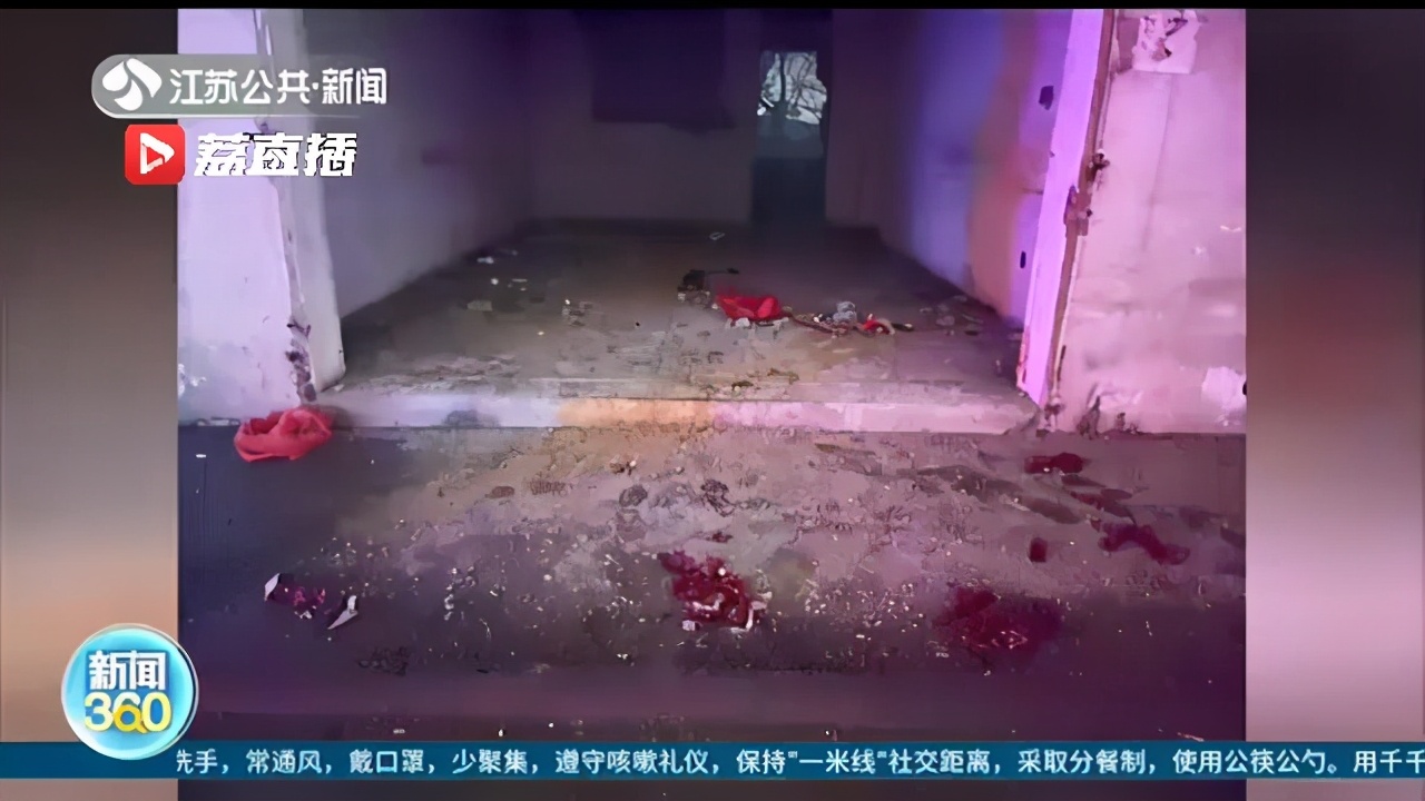 男子买车为讨个吉利 挑选“良辰吉日”违规燃放炮竹