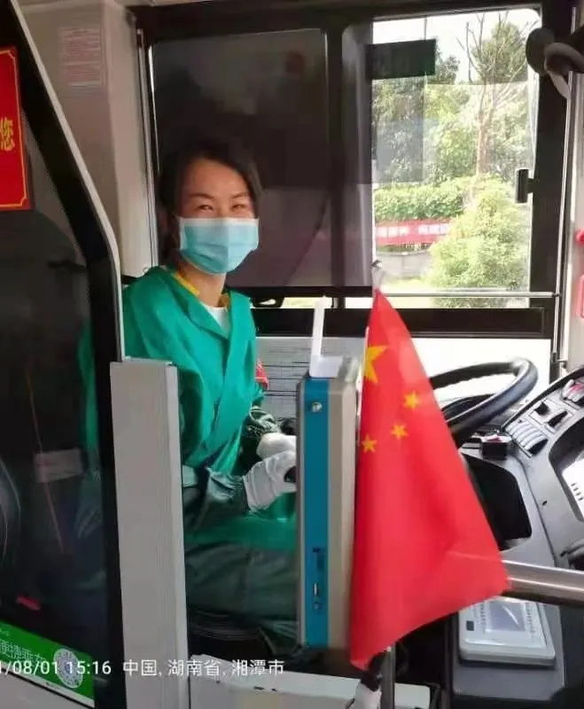 「我为群众办实事」湘运公交专线车,助力疫苗接种“加速度”