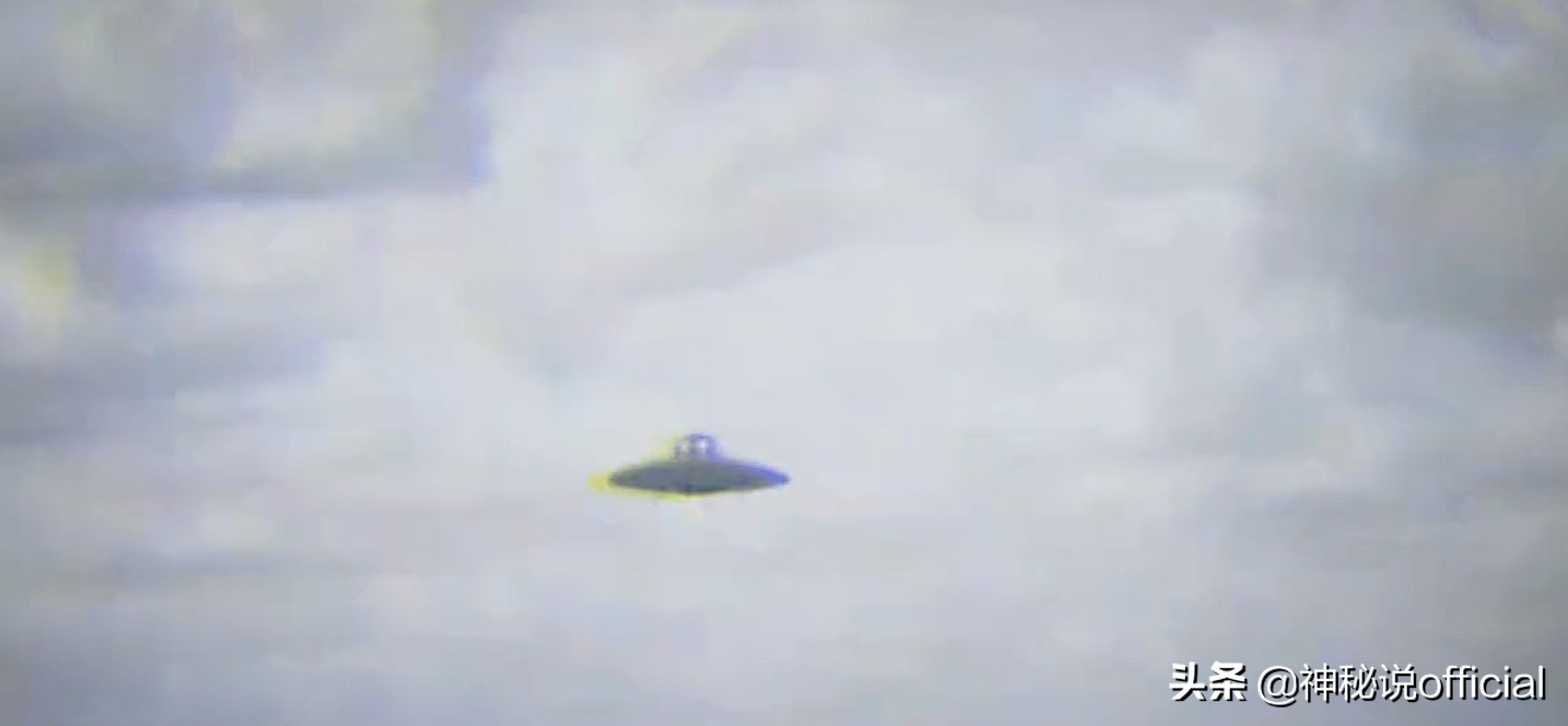 巴西軍方發現不明飛行物，活捉逃跑外星人，揭秘96年紅眼怪事件