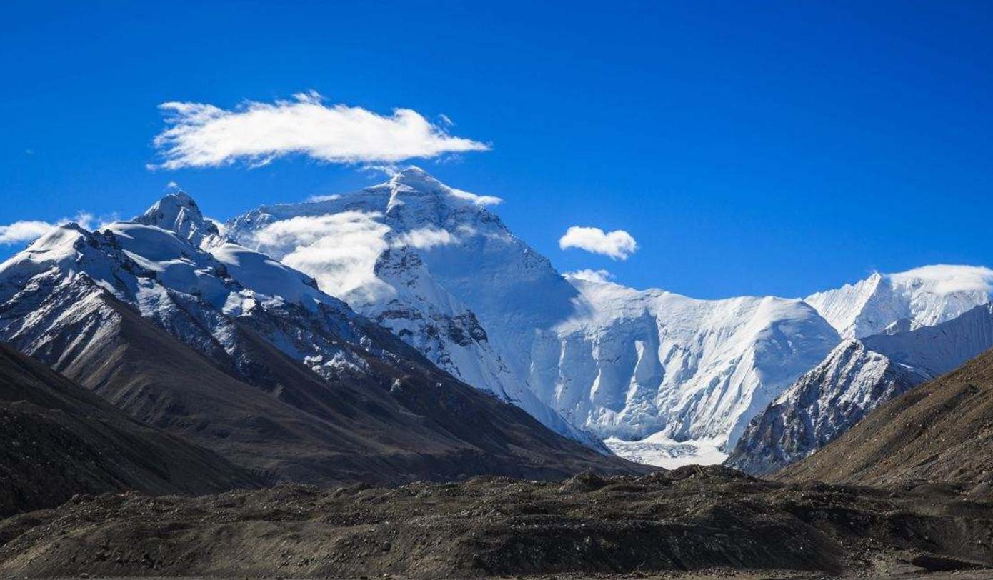 珠穆朗玛峰是世界第一高峰，都有8848米高了，为啥每年还在长高？
