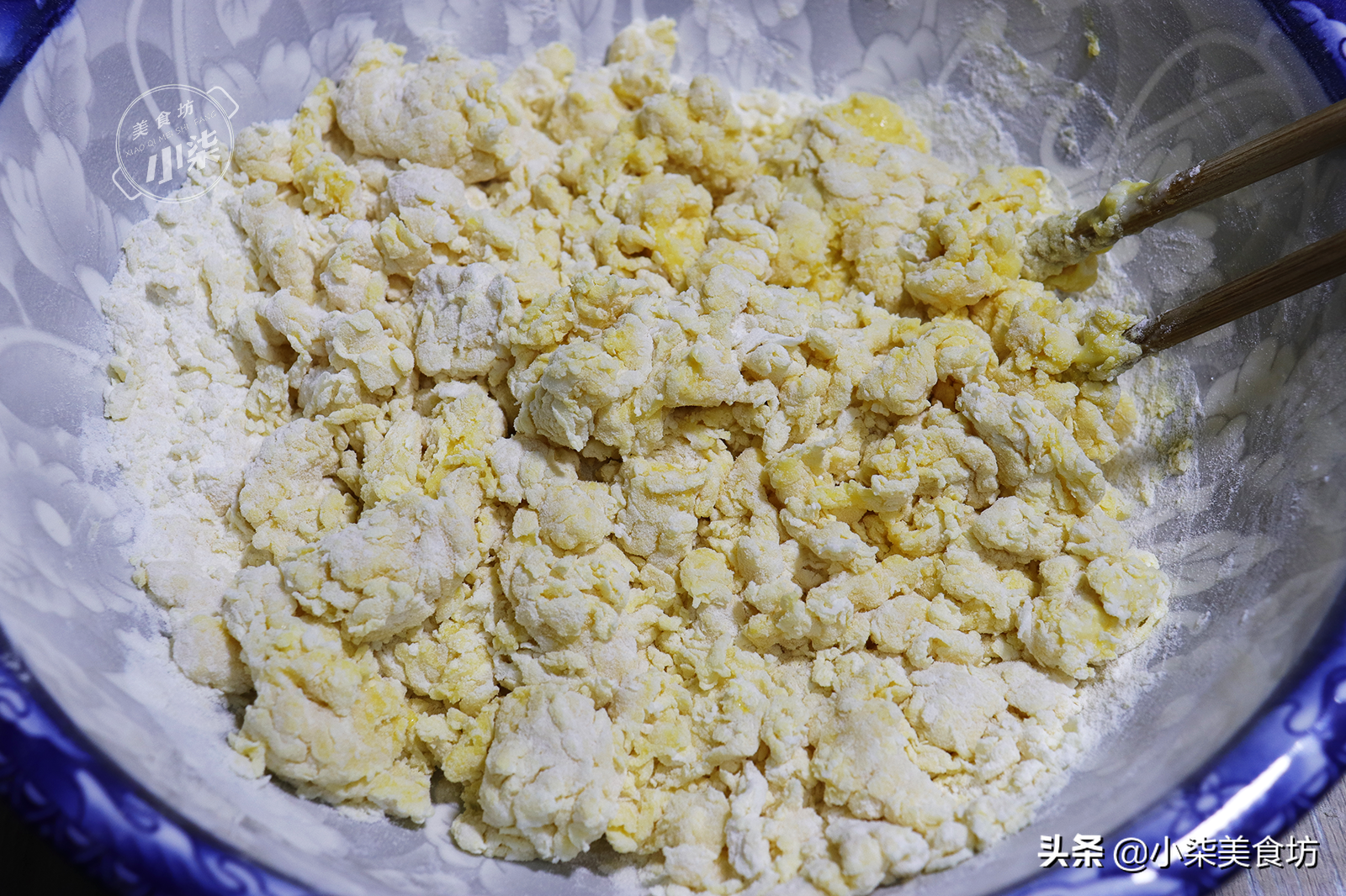 做燒餅別用水，這做法太香了，皮酥裡軟，空口能吃撐，比麵包都香