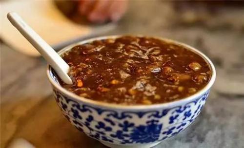 北京“怪味小吃”合集，当地人一天不吃馋得慌，外地人却难以下口