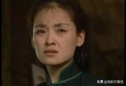 她堪比女版罗志祥，脚踏三条船，连孩子亲爹是