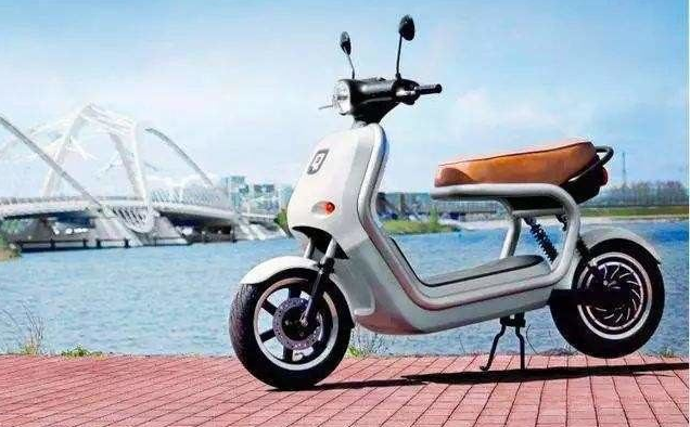 合规化电动车上市，甚至跑不过自行车！网友：