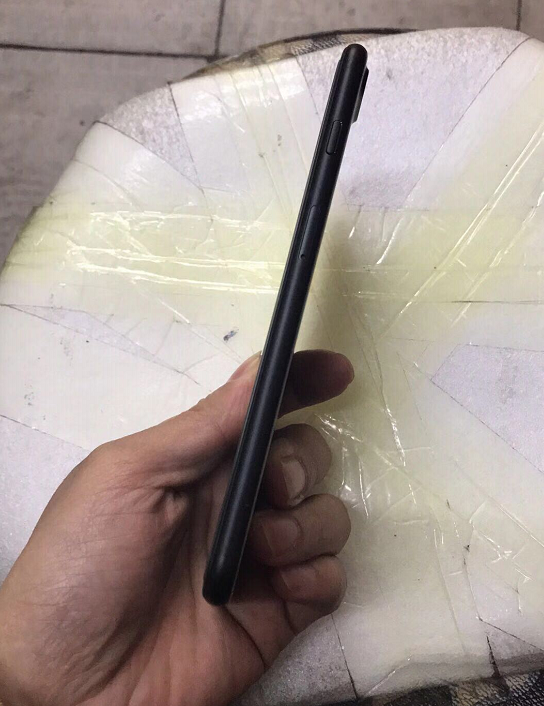 僅因一個(gè)小難題，這個(gè)iPhone7Plus 128GB要是2300元！