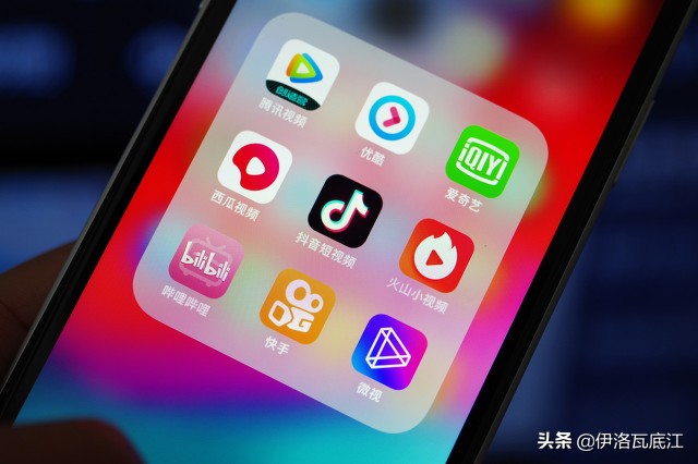 自媒体是否是人人都可以啃的香饽饽呢？