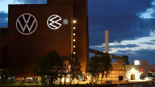 蔚来2019年净亏损接近113亿元/大众将削减1.8万名高