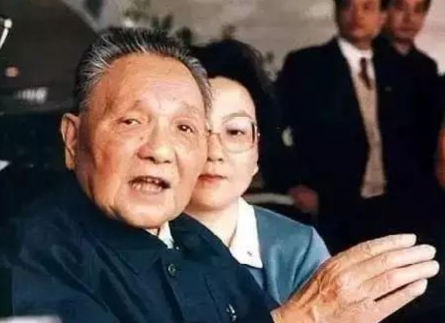 中英香港谈判陷入僵局，铁娘子武力威胁，邓小平：毛主席早已料到-第11张图片-大千世界
