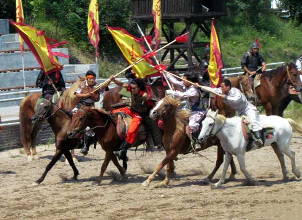 山东旅游：沂蒙山天上王城探秘（图）