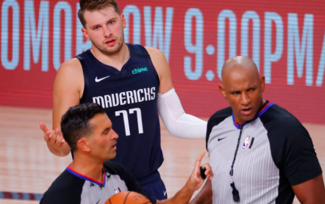 5萬美元！聯盟連開兩張罰單，莫里斯逃過禁賽，東契奇被罰太冤？