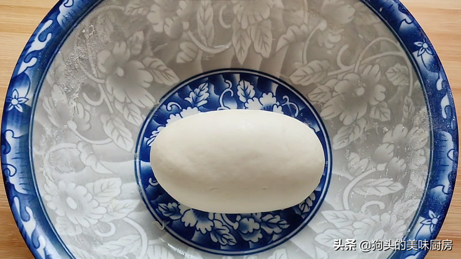 蒸包子不加酵母也能做，教你個老方法，咬一口滿嘴都是香，太香了